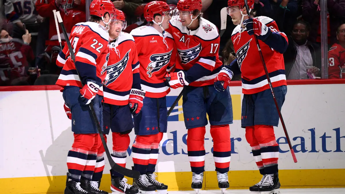 Rasmus Sandin Opens Scoring as Capitals Defeat Flyers 3–1 After Olympic Break 2 Rasmus Sandin