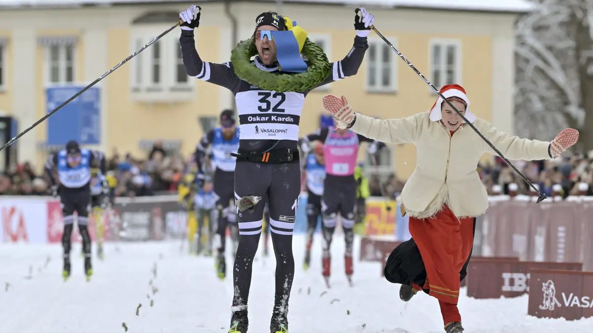 Oskar Kardin Triumphs at Vasaloppet Despite Mid-Race Ski Drama 2 Oskar Kardin