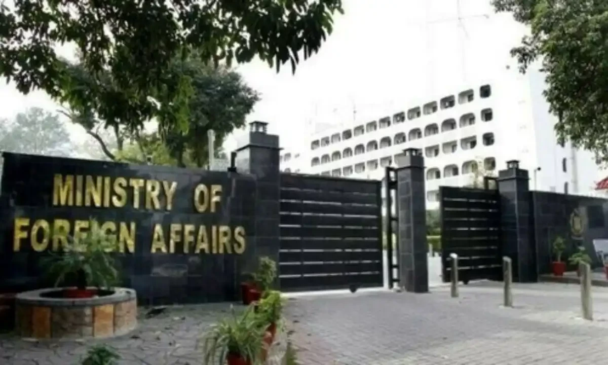Pakistan Rejects UK Envoy’s Remarks on Pak-Afghan Border, Cites Ongoing Security Threats