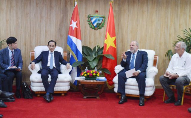 Vietnamese Special Envoy Reaffirms Solidarity with Cuba in High-Level Talks in Havana 1 Solidarity