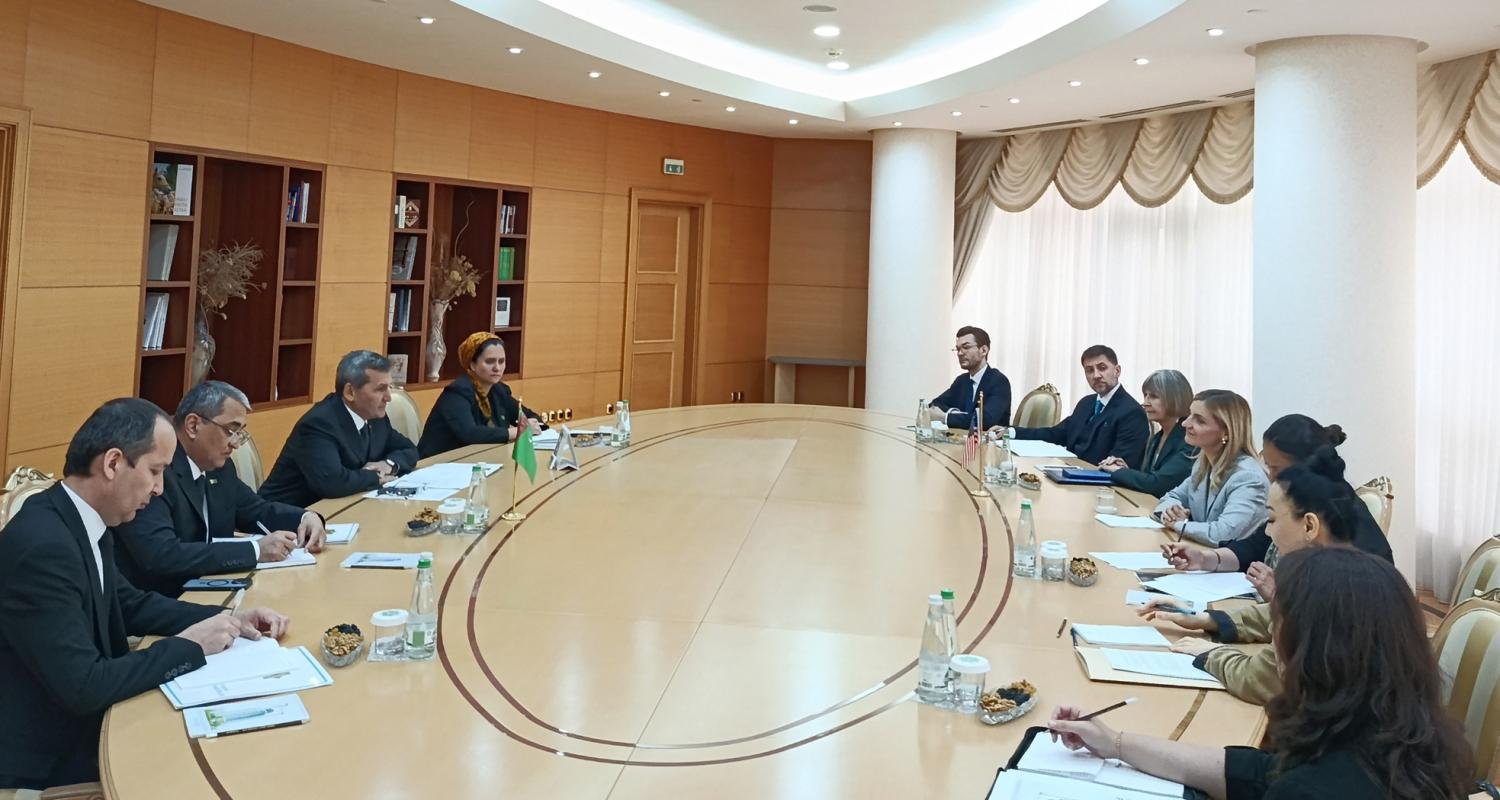 Turkmenistan, United States Discuss Expanding Cooperation in Education, Culture and Public Diplomacy 2 United States