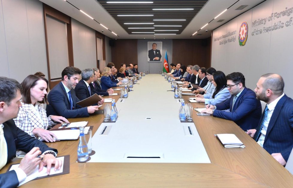 Azerbaijan, U.S. Discuss Expanding Economic and Energy Cooperation 2 Azerbaijan