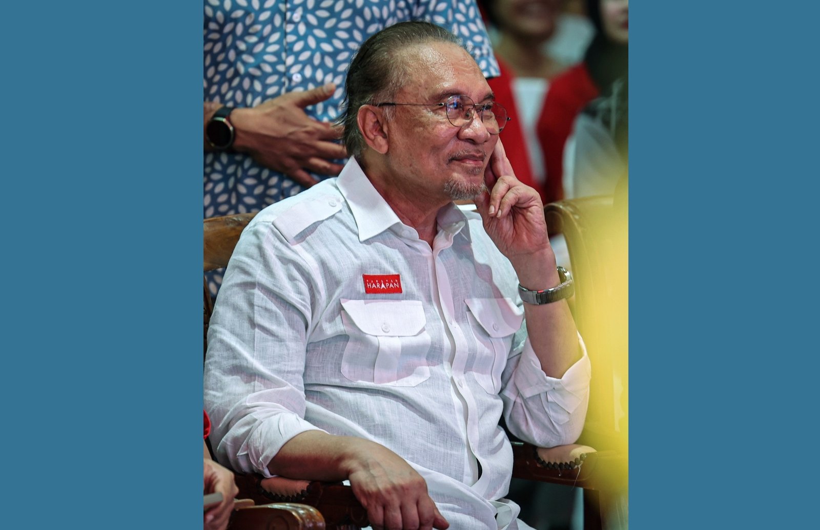 Anwar Congratulates Barisan Nasional on Johor Election Victory, Pledges Federal Support 2 Barisan Nasional