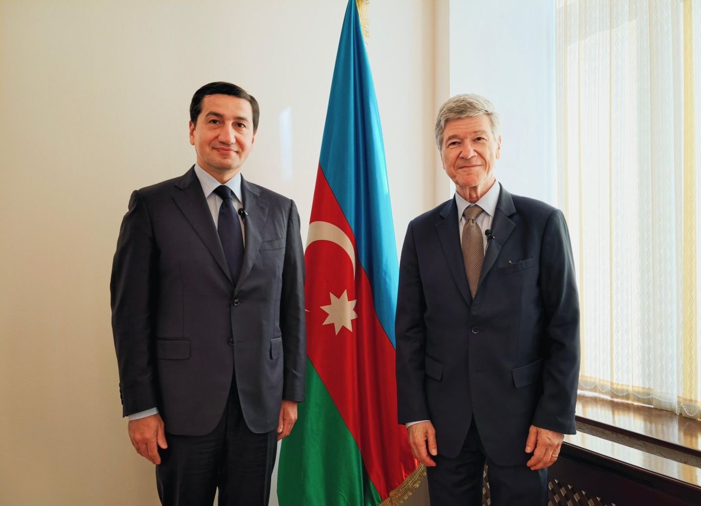 Azerbaijan's Presidential Aide Holds Talks with Economist Jeffrey Sachs on Regional Development and Peace