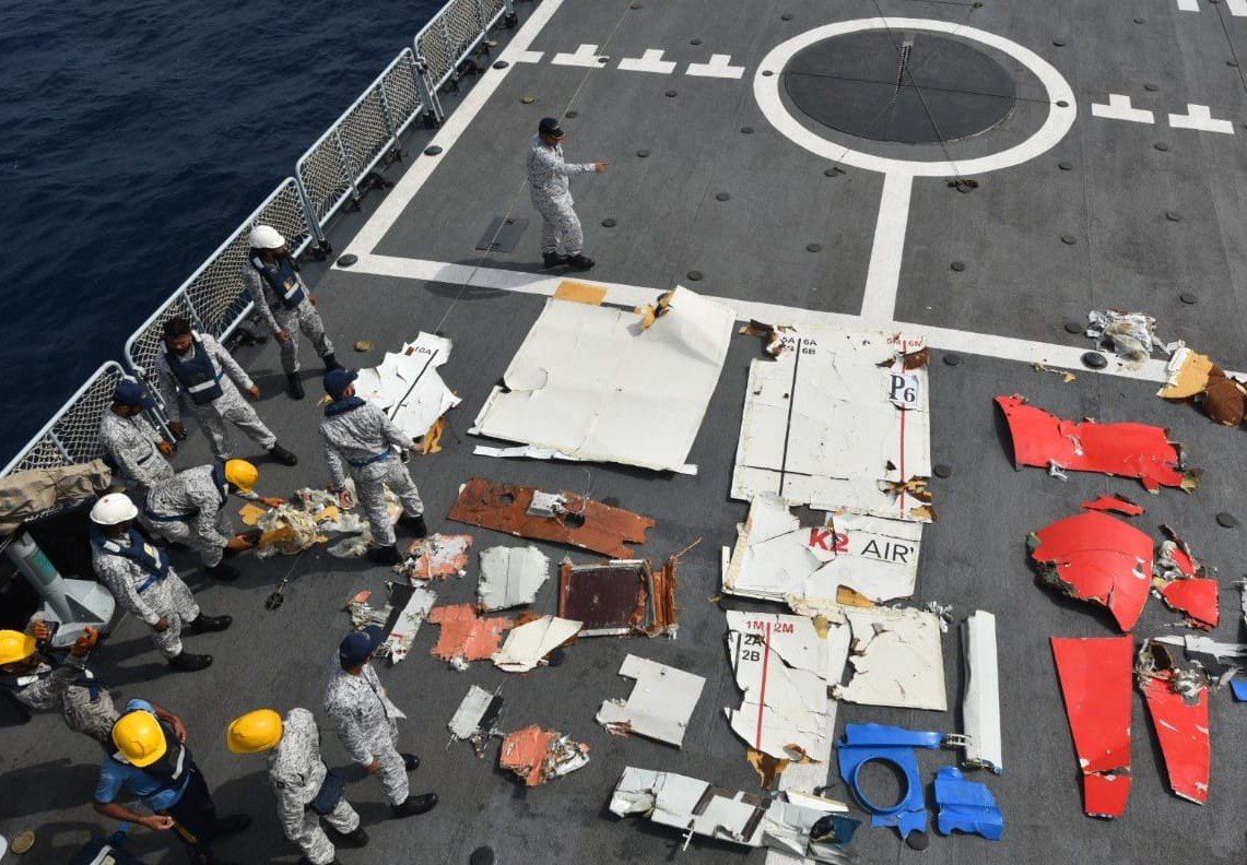 Pakistan Navy, PMSA Recover Wreckage of Missing K2 Airways Cargo Aircraft 12 Navy