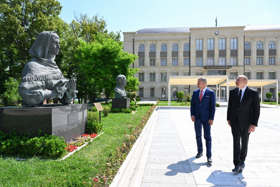 Presidents of Azerbaijan and Slovakia Visit Bullet-Riddled Busts of Cultural Icons in Shusha 1 Azerbaijan