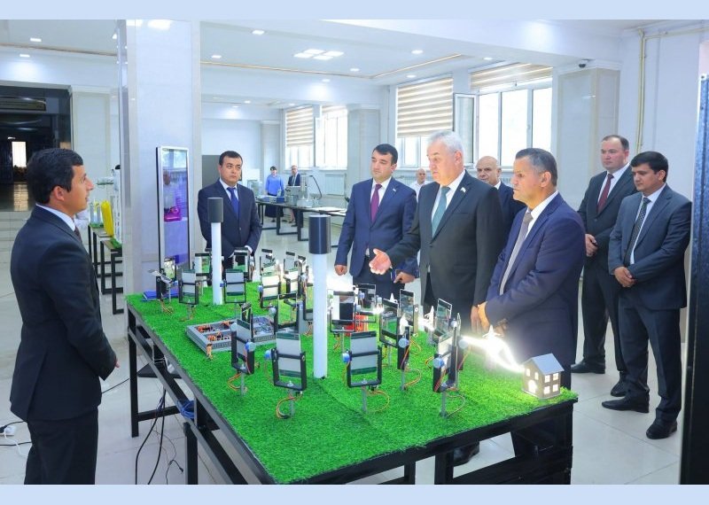 Dushanbe Reviews Training of Highly Qualified Specialists for Metallurgical Industry