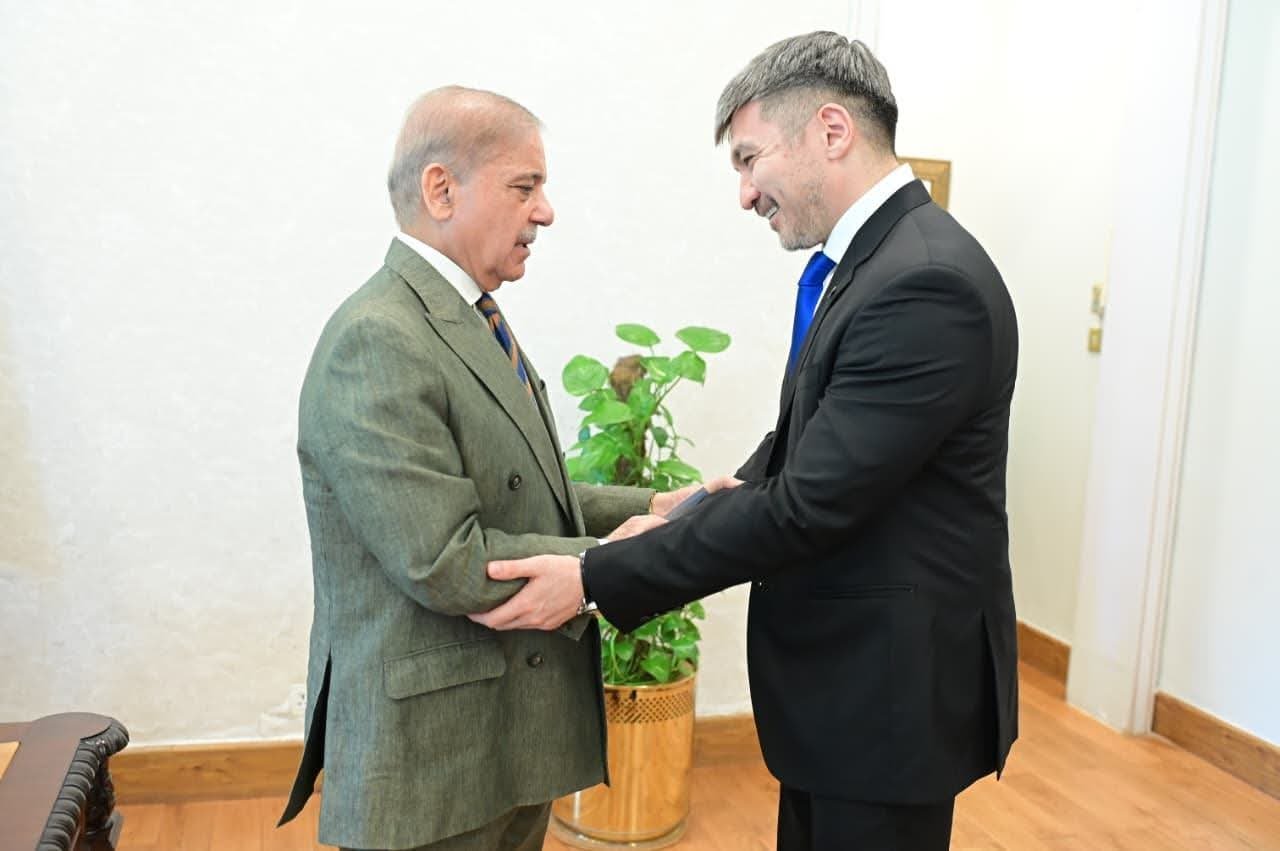 Outgoing Kazakh Ambassador Yerzhan Kistafin Calls on Prime Minister Shehbaz Sharif 32 Yerzhan Kistafin