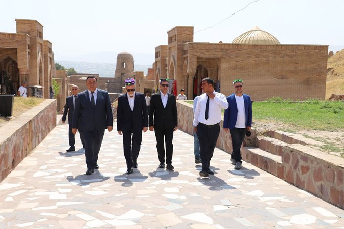 Shiraz Mayor Visits Hisor Historical and Cultural Reserve 2 Shiraz