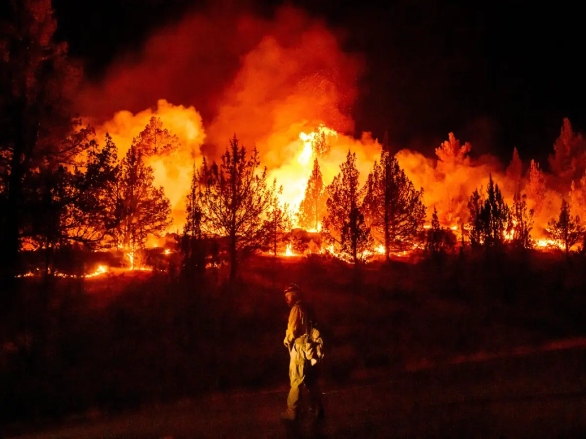 Wildfires Force Evacuations, Destroy Hundreds of Buildings in Eastern Washington 2 Washington