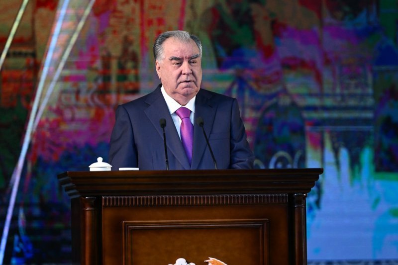 President Emomali Rahmon Calls for a New Phase of Cooperation Among Tajiks and Persian-Speaking Peoples 10 Rahmon