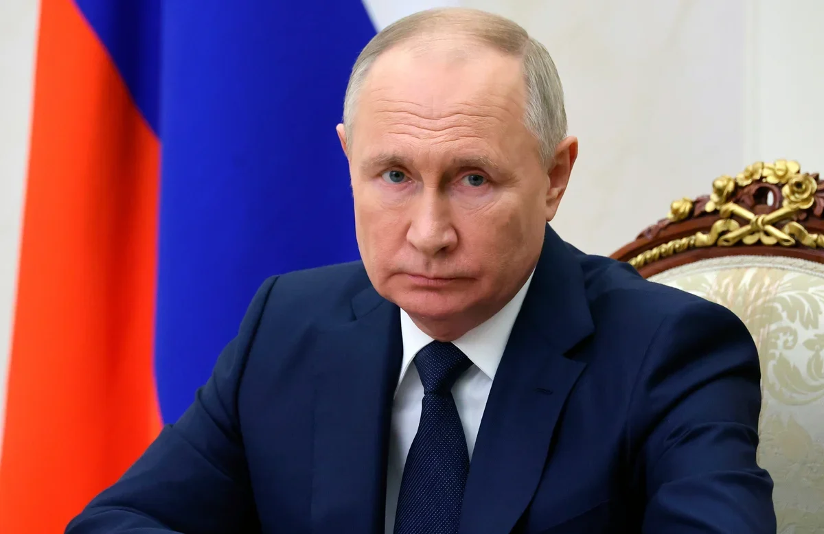 Putin Says EU’s “Own Mistakes” for Protests Sweeping Europe, Cites Migration Crisis 32 Putin