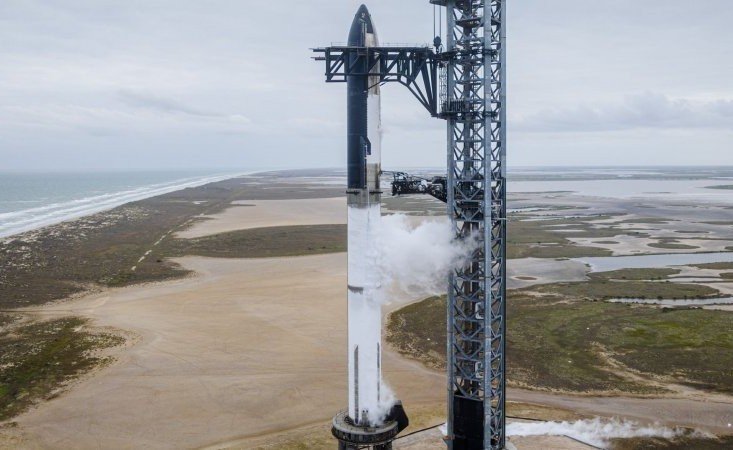 SpaceX Prepares for First Starship Orbital Test Flight 17 SpaceX