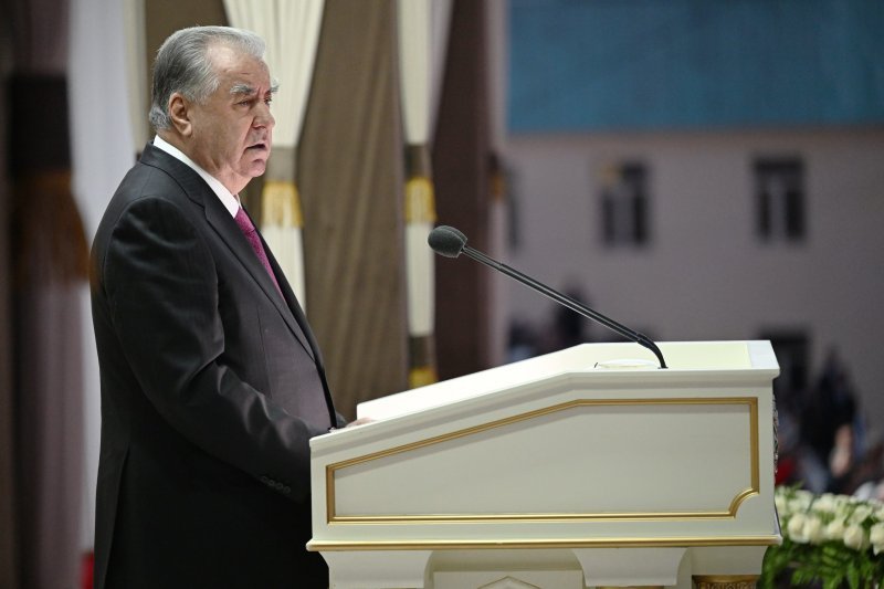 Speech by President Emomali Rahmon, at the Central Stadium of Khorugh City on the Occasion of the 35th Anniversary of State Independence 2 Rahmon