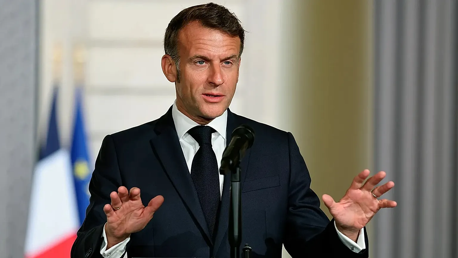 Macron