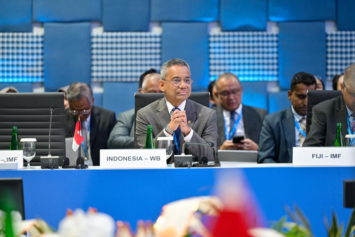 Indonesia Calls for Stronger Multilateral Development Financing and Private Investment 2 Indonesia